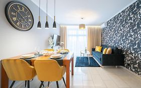 Apartament 55m2 - Darmowy Garaż - Klimatyzacja - Centrum - 24na7